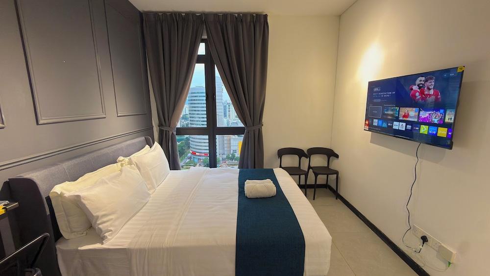 Neu Suites By Serenity Vacation Homes Room Type - Grand Apartment, 1 Bedroom, Air conditioning, Courtyard View