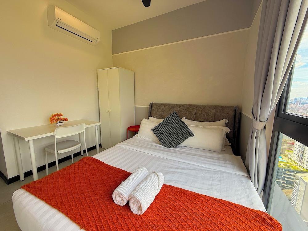 Neu Suites By Serenity Vacation Homes Room Type - Royal Apartment, 2 Bedrooms, Refrigerator, City View