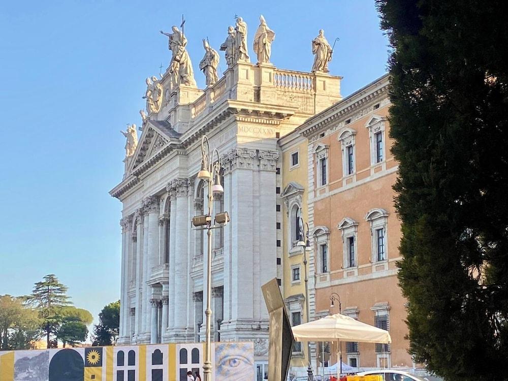 Domus Romana B & B - Tap to explore photos