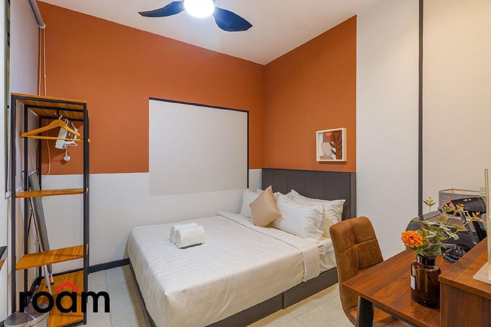 Neu Suites Residence, Embassy Row Room Type - Junior Studio