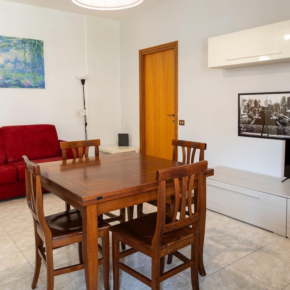 Alessandrino Apartment - Tap to explore photos