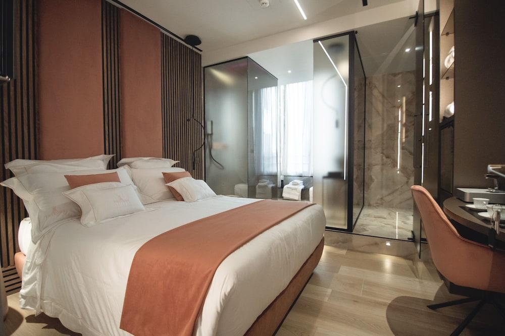 Tritone Luxury Suites Fontana di Trevi Room Type - San Pietro - Luxury Room