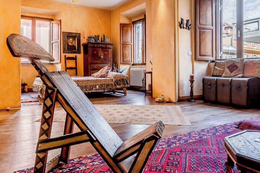 Lovely 2-bed Apartment in Roma - Tap to explore photos