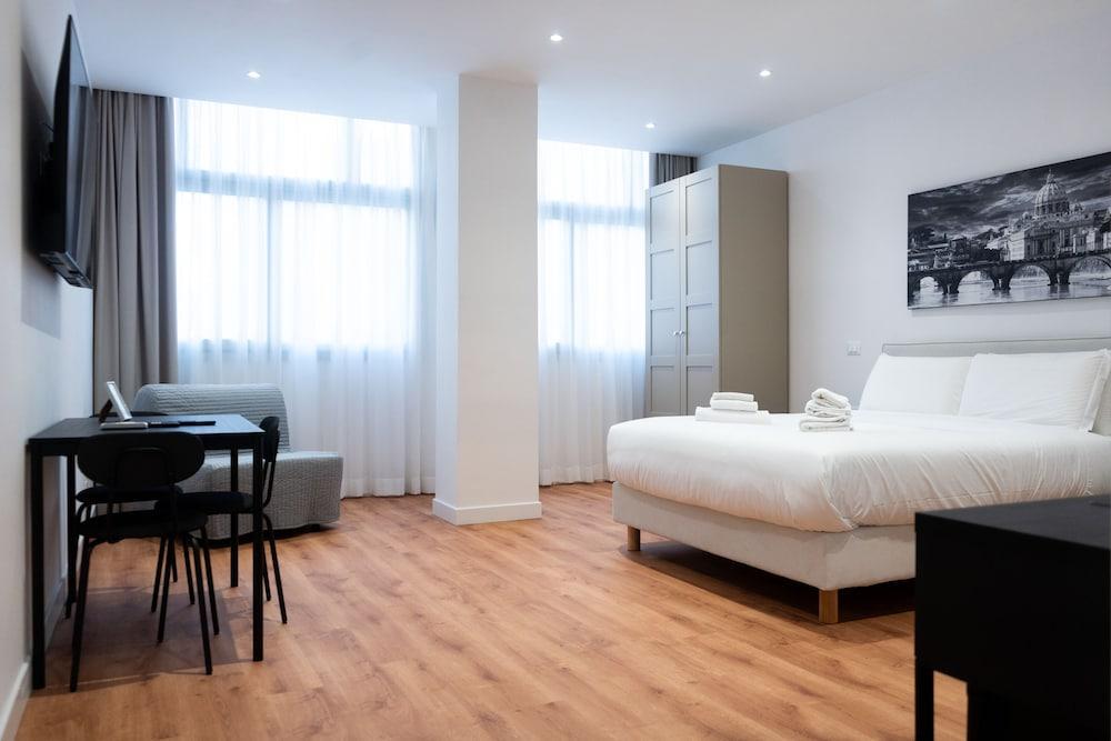 ROMA MIA IN TRASTEVERE Room Type - Deluxe Room, 1 Bedroom