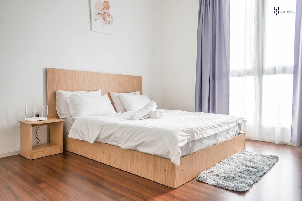 UNA Sunway Velocity by Unimax Room Type - Design Condo, 2 Bedrooms, Balcony, City View