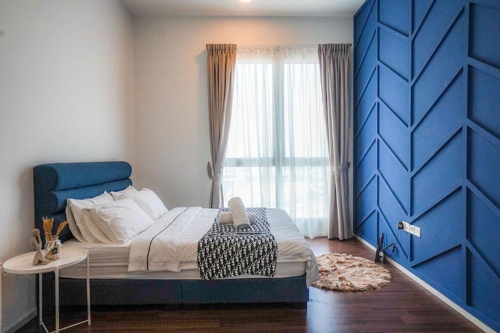 UNA Sunway Velocity by Unimax Room Type - Comfort Condo, 2 Bedrooms, Balcony, City View UNA Sunway Velocity by Unimax Room Type - Comfort Condo, 2 Bedrooms, Balcony, City View