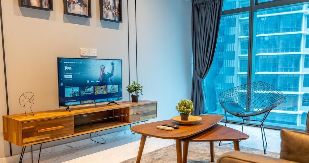 Eaton Residences KL by Plush Room Type - City Apartment, 2 Bedrooms