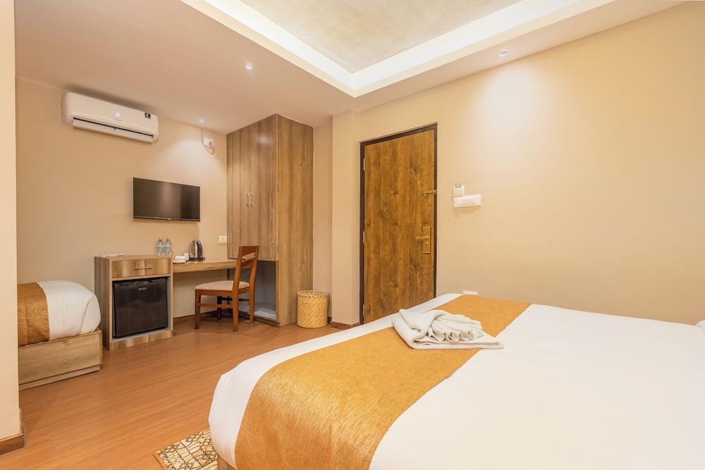 Divya Boutique Inn Room Type - Luxury Triple Room, City View Divya Boutique Inn Room Type - Luxury Triple Room, City View