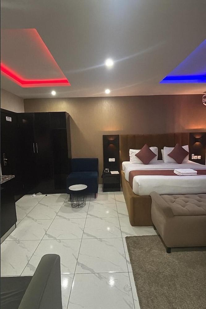 No 95 suites & Apartment Room Type - Executive Room