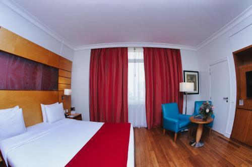 Eko Hotel Suites - Tap to explore photos