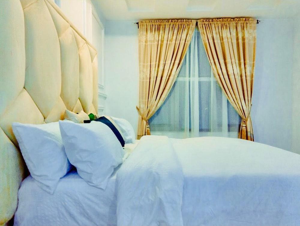 Amara Suites Lekki - Tap to explore photos