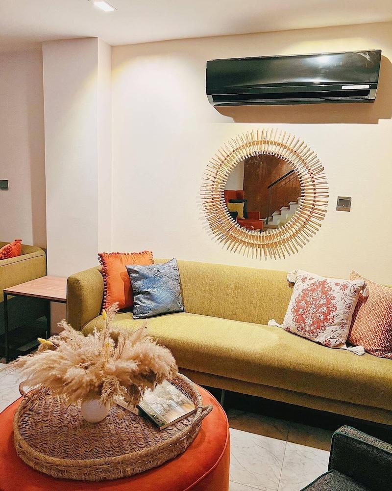 Lala's Lagos Boutique Hotel - Tap to explore photos