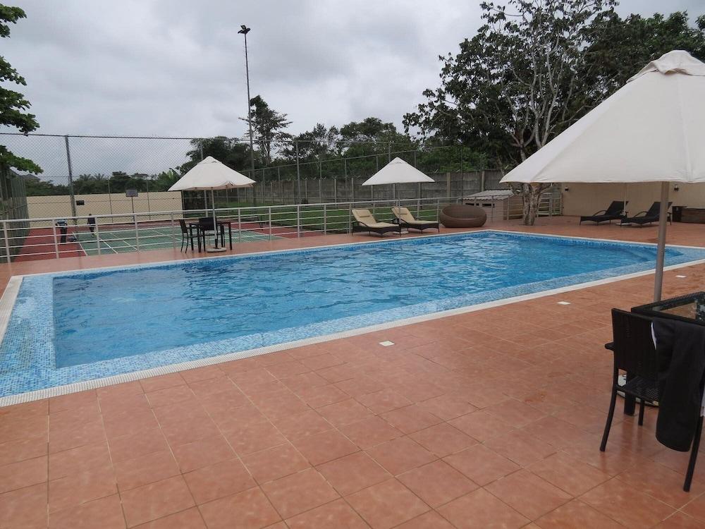 Lala's Lagos Boutique Hotel - Tap to explore photos