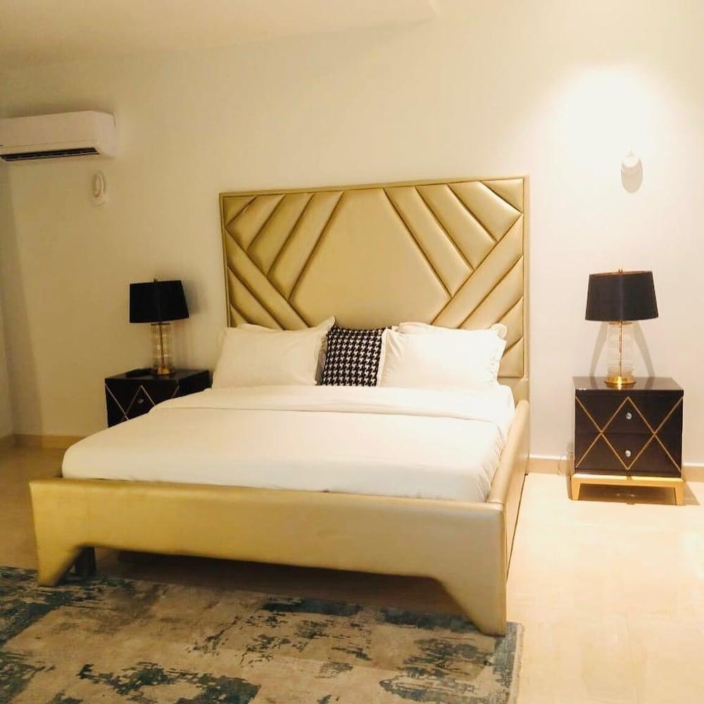 Lekki Grand Apartment - Tap to explore photos