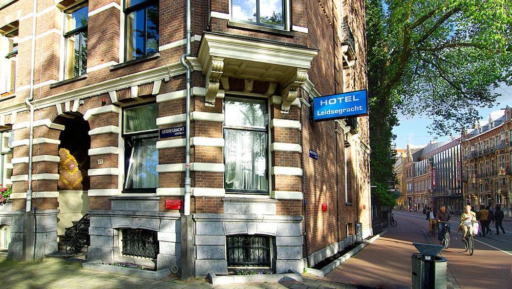 Hotel Leidsegracht - Tap to explore photos