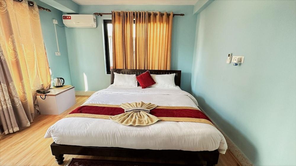 PS Boutique Hotel Room Type - Deluxe Double Room, Garden View