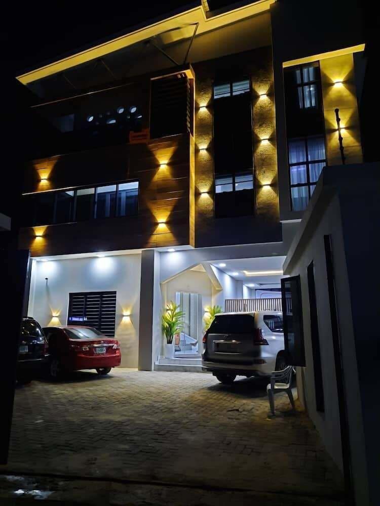 Sublime Hotel Lekki - Tap to explore photos
