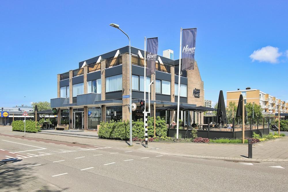 Boutique Hotel Hans - Tap to explore photos