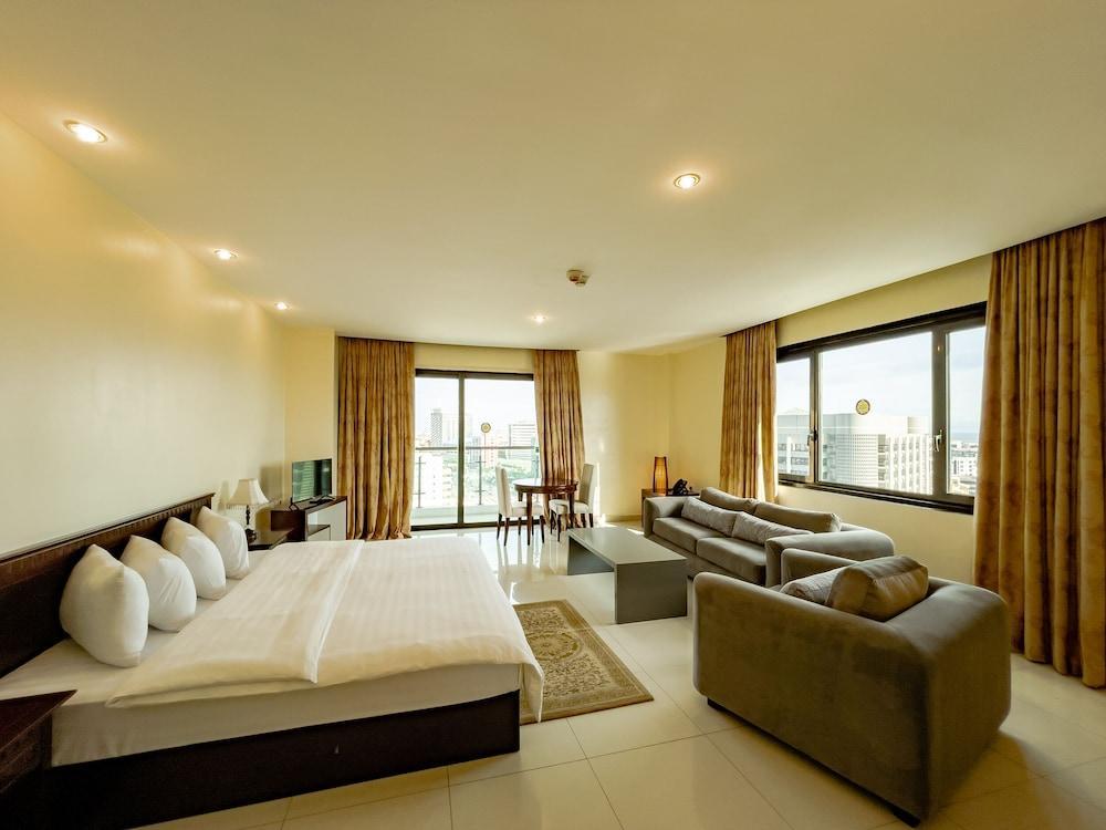 Black Diamond Hotel Room Type - Double Room
