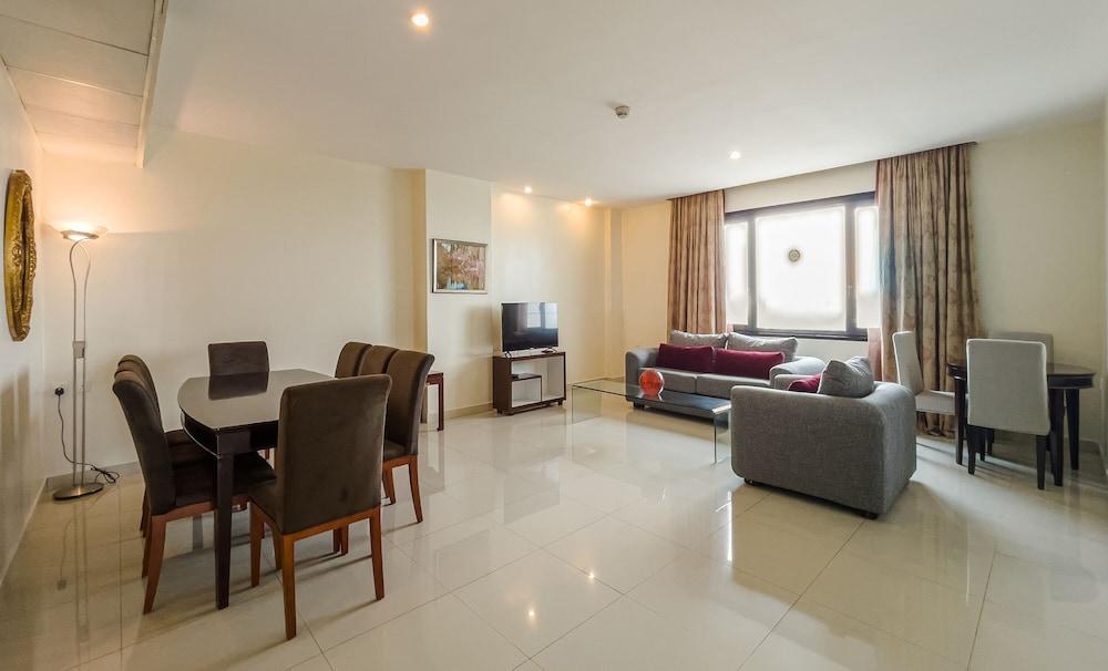 Black Diamond Hotel Room Type - Family Suite