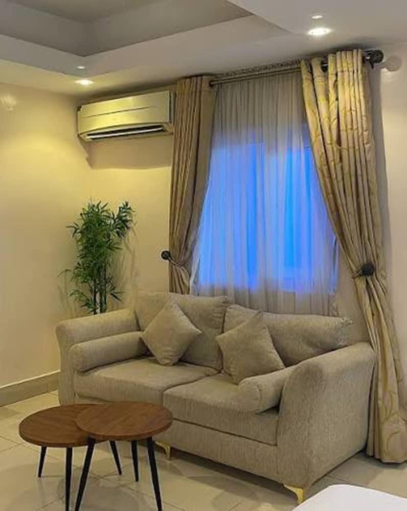 BWC Hotel VI Lagos Room Type - Presidential Room
