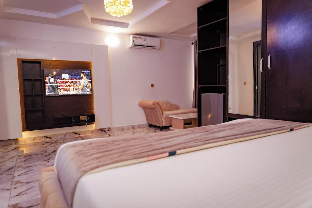 Executive Luxury Room - Spa - Gym - Parking Room Type - House