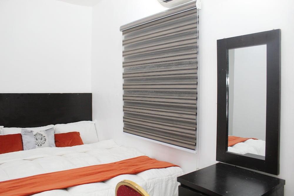BLUE MOON HOTELS