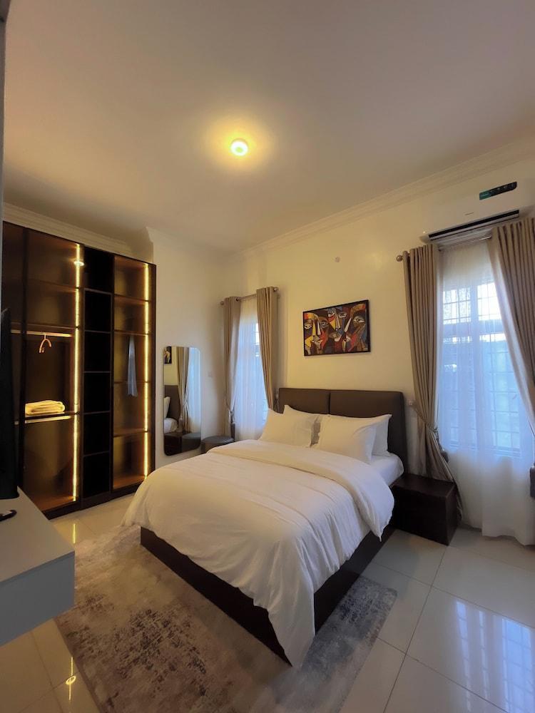 Jamari Residences Room Type - Deluxe Apartment, 3 Bedrooms, Private Bathroom Jamari Residences Room Type - Deluxe Apartment, 3 Bedrooms, Private Bathroom