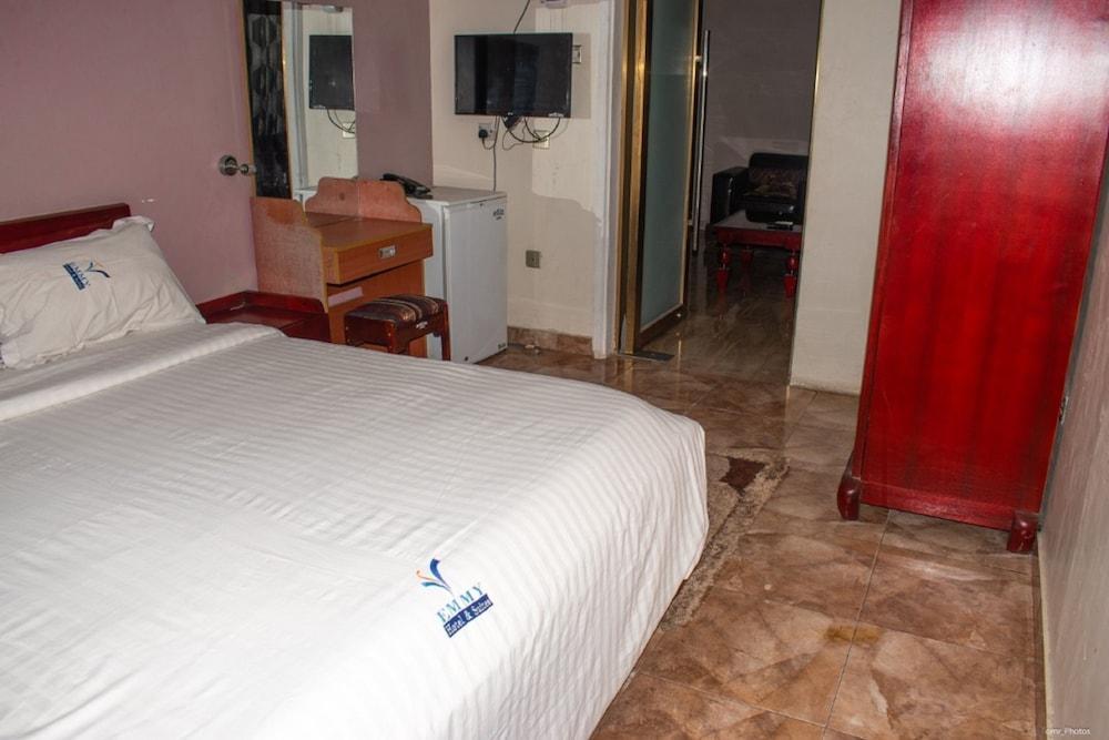 Emmy Hotels and Suites Room Type - Executive Suite