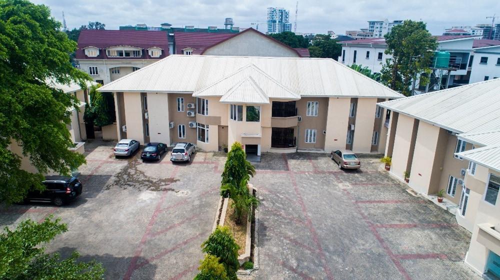Amber Residence Ikoyi - Tap to explore photos