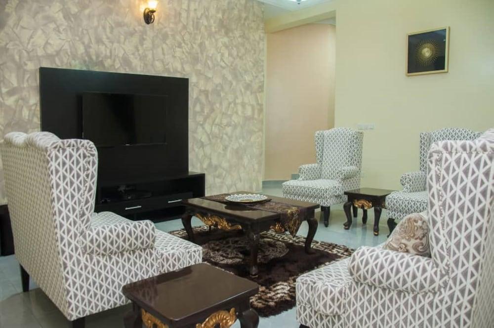 BTT Homes Room Type - Elite Room