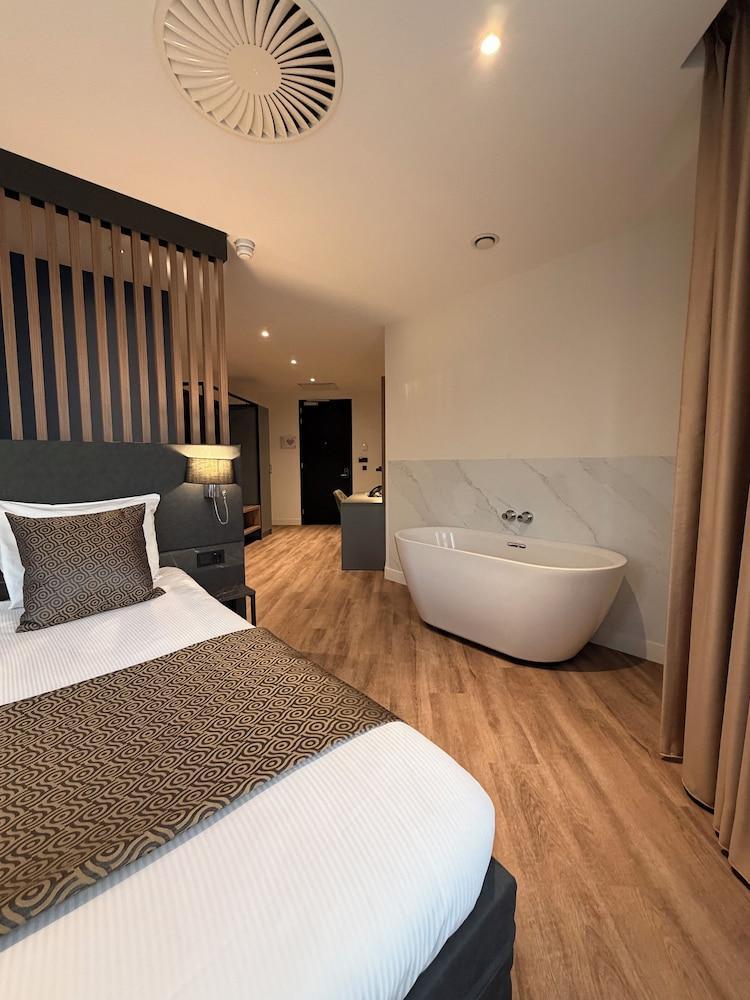 OZO Hotels Antares Amsterdam Schiphol Airport Room Type - Executive Room