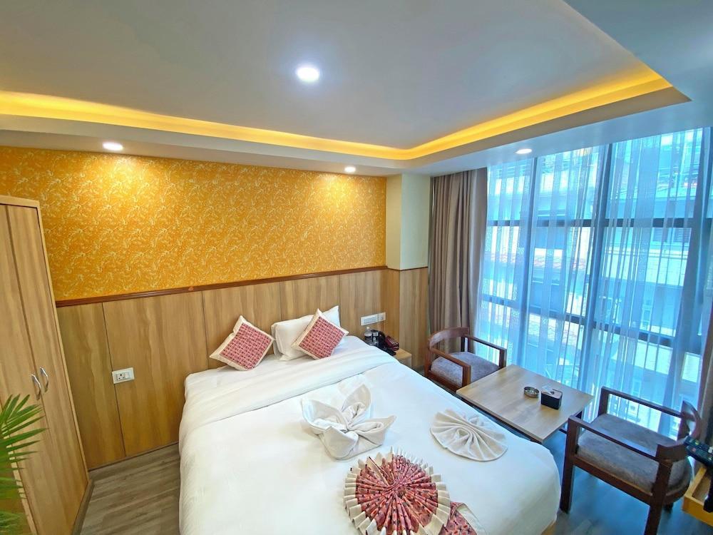 Hotel Lumbini Airport - Tap to explore photos