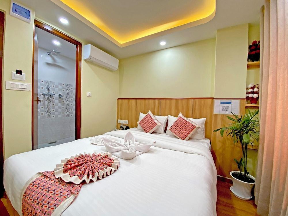 Hotel Lumbini Airport Room Type - Deluxe Double Room, 1 Bedroom, City View