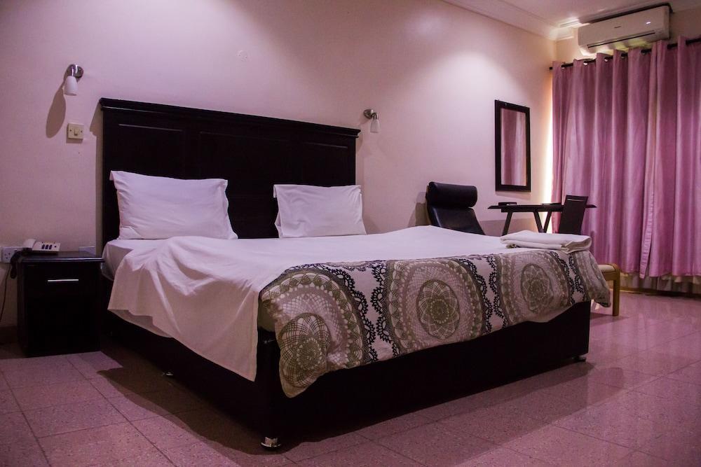 Lekki Heights Hotel Room Type - Standard Double Room
