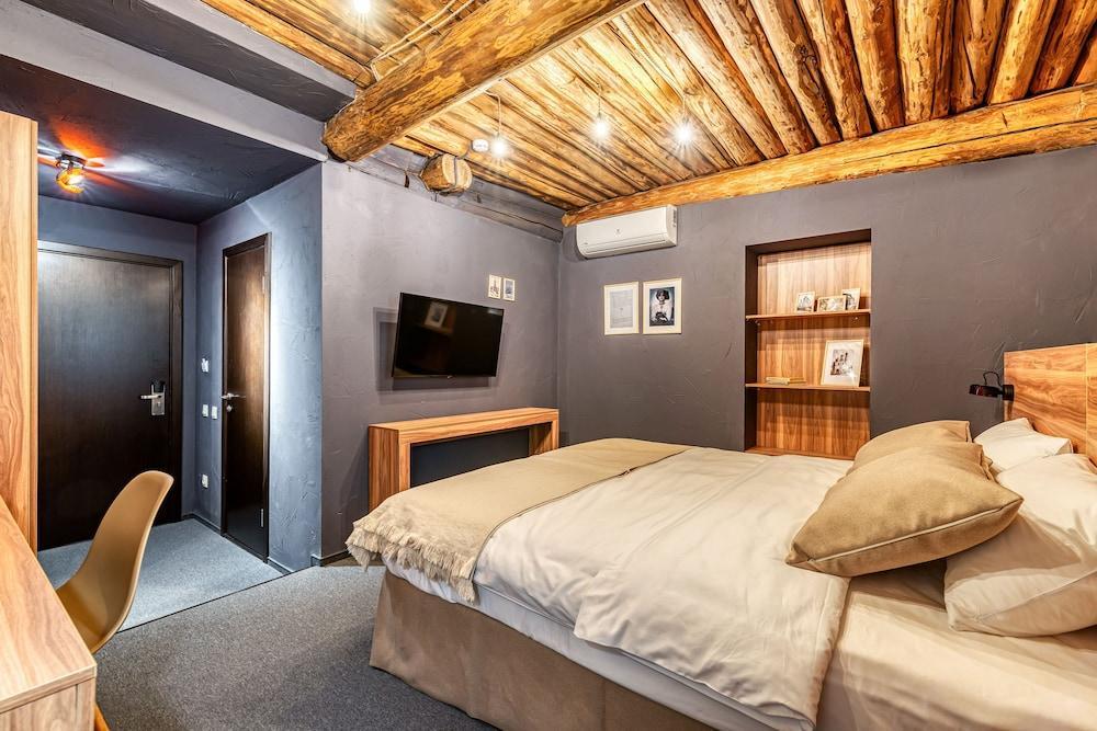Master Boutique Hotel - Tap to explore photos