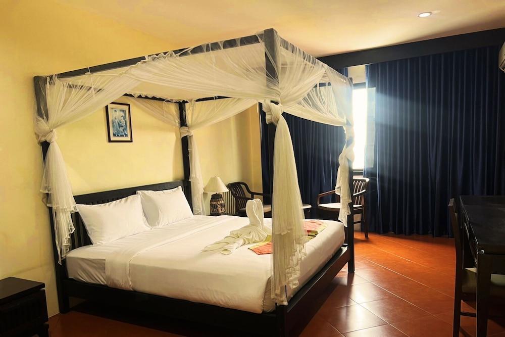 Harmony Patong Hotel Room Type - Deluxe Double Room
