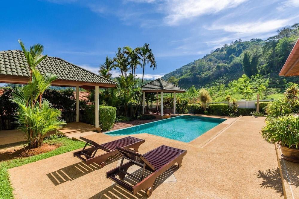 Aster Pool Villa in Rawai