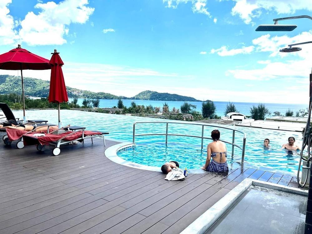 4605 Seaview Aparthotel 30m To Patong Beach - Tap to explore photos