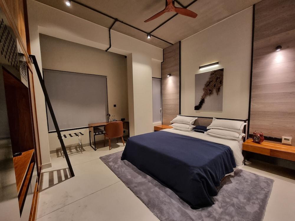 VAUX Park Street Room Type - Design Apartment, 3 Bedrooms, 2 Bathrooms
