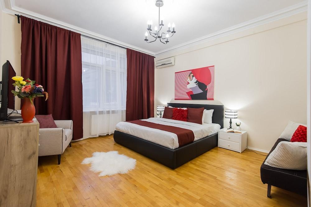 GM Apartment Tverskaya 4 - Tap to explore photos