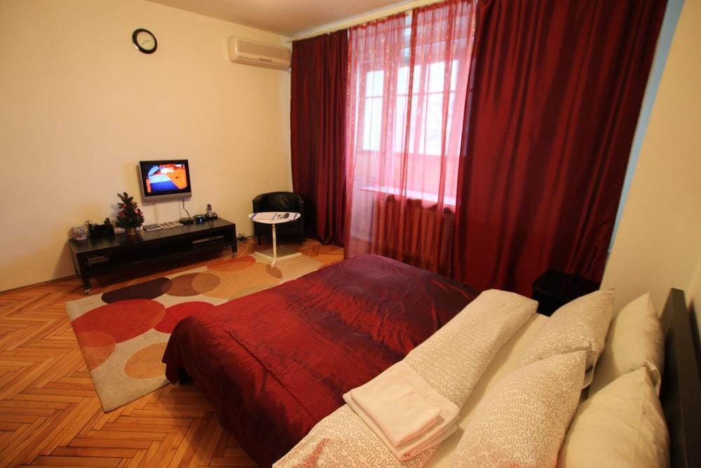 TVST Apartments Sadovo-Triumfalnaya 18 - Tap to explore photos