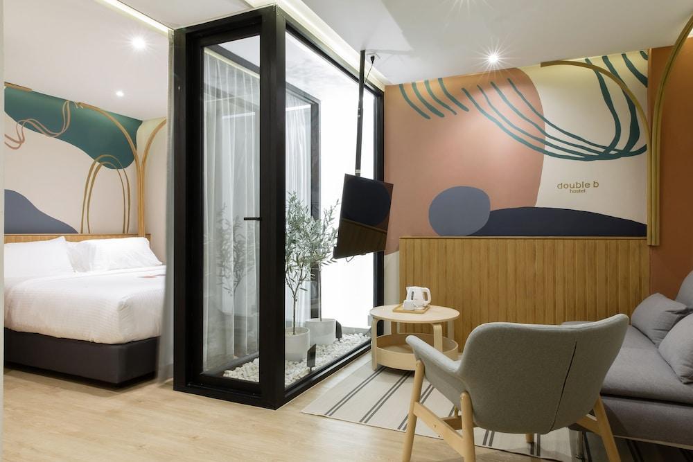 Double B Hostel Room Type - Classic Room, 1 King Bed, Non Smoking, Ensuite