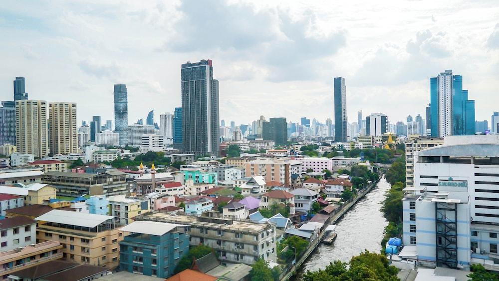 Shenzhen Tower Hotel Bangkok - Tap to explore photos