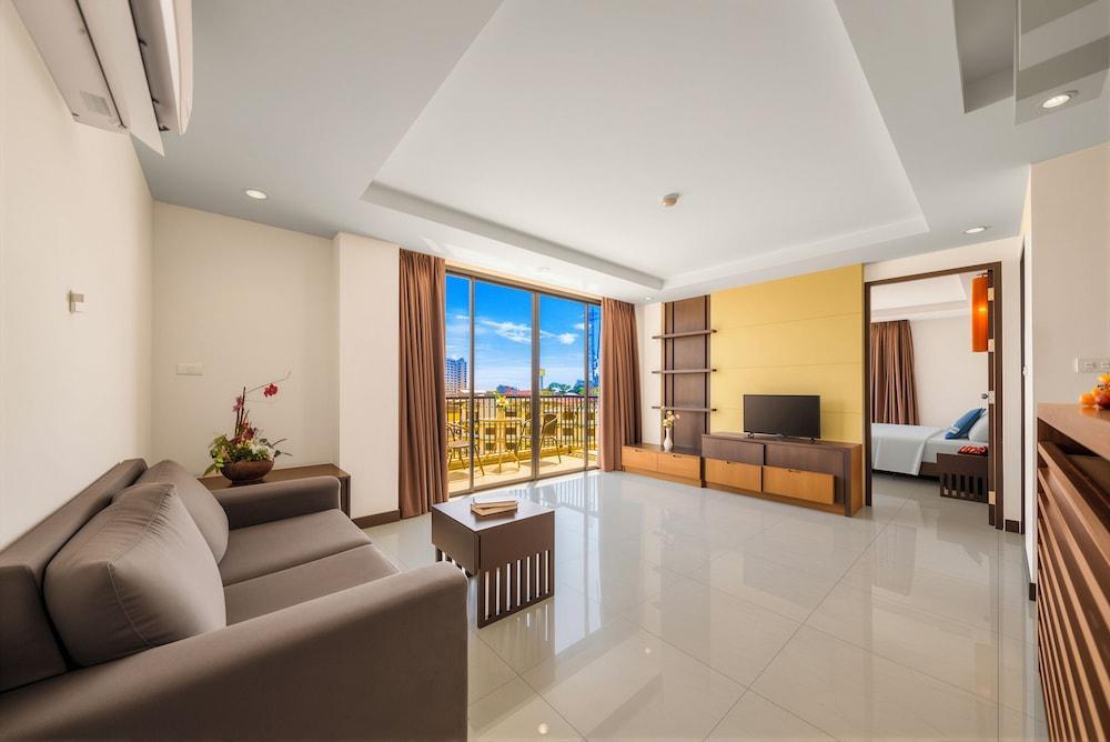 Tycoon Holiday Hotel Room Type - Superior Suite