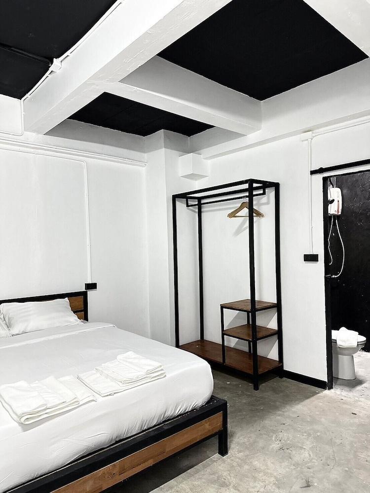 Sleep Owl Jomtien Room Type - Studio