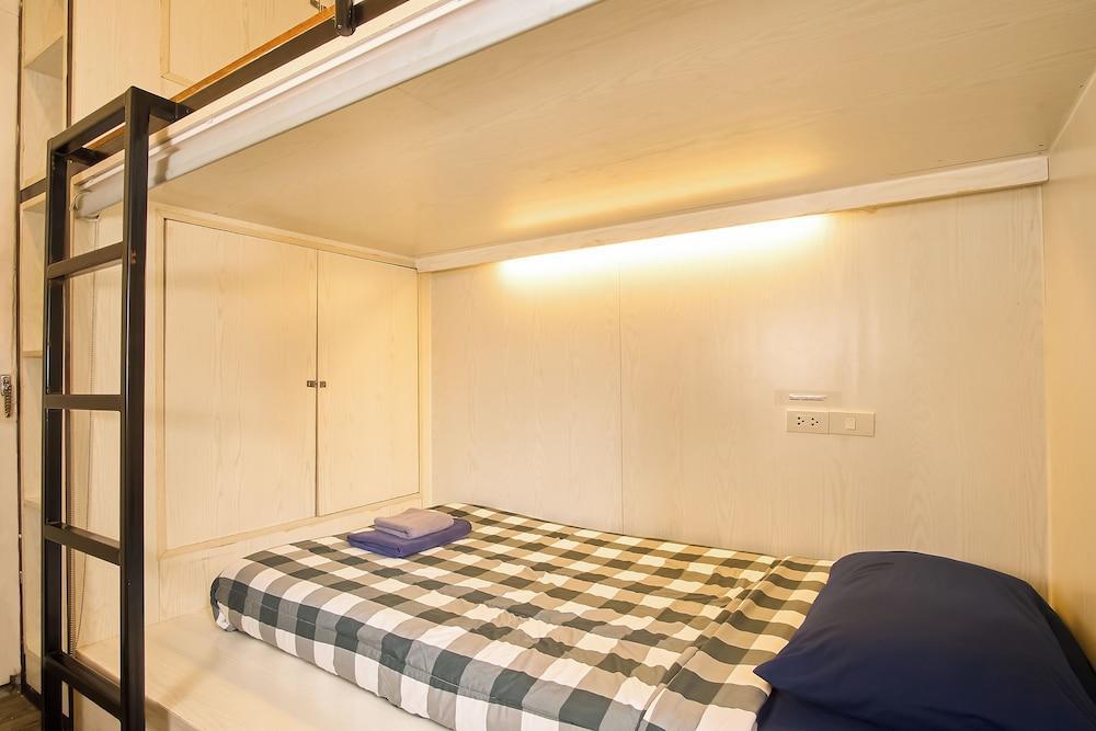 comfy crib hostel Room Type - Economy Single Room