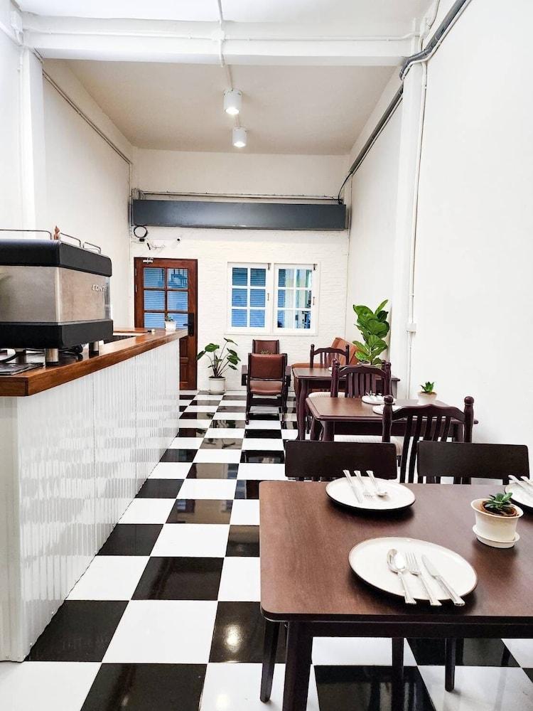 Noir Cafe And Hostel - Tap to explore photos