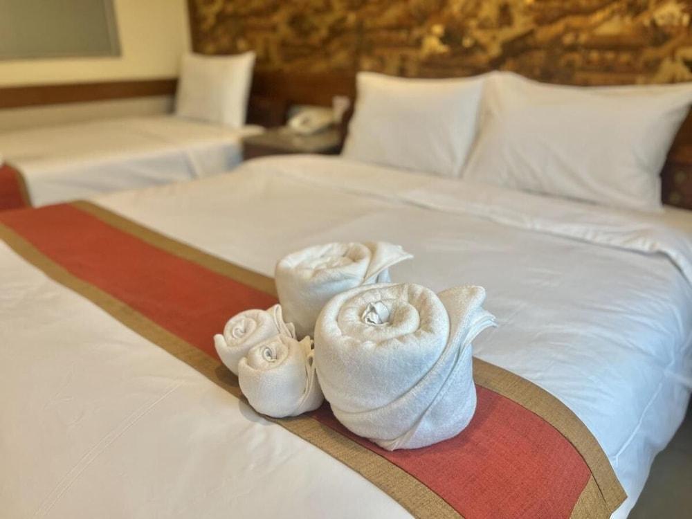 The Class Boutique Hotel - Tap to explore photos