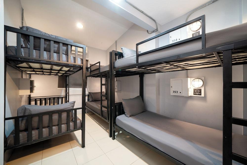 OH Hostels - Bangkok Room Type - 8-Bed Mixed Dormitory (No Curtains) 350